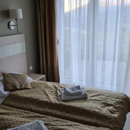 Apartment Czarna Gora Is 7