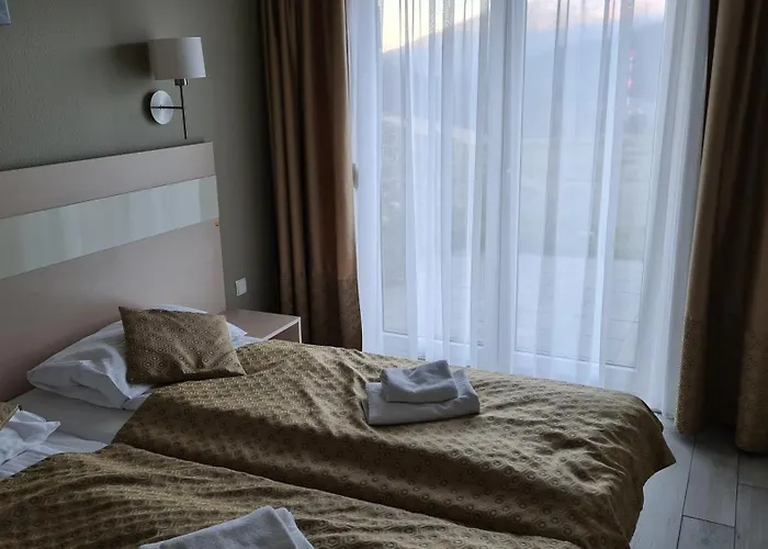 Apartment Czarna Gora Is 7